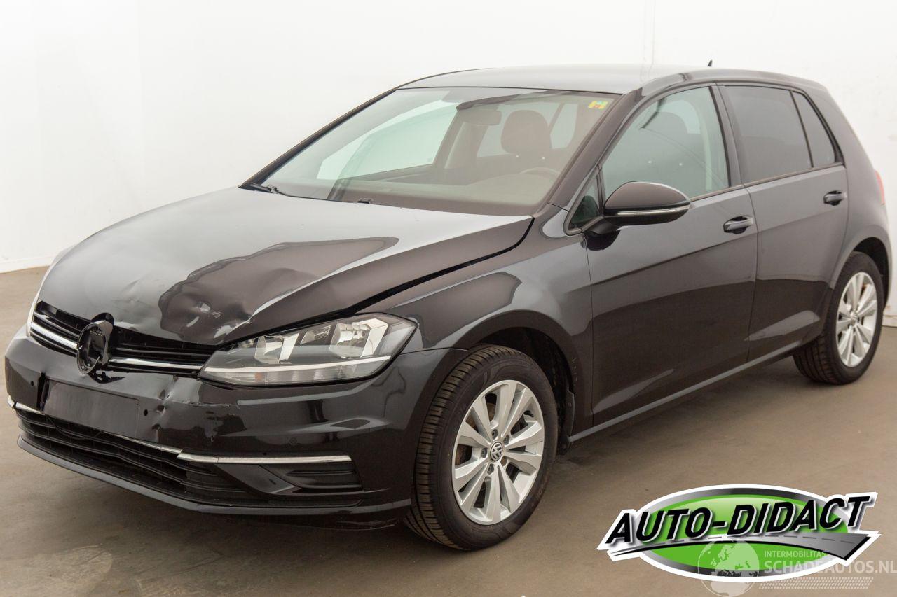 Volkswagen Golf 1.0 TSI Clima Navi Camera