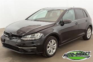 Unfallwagen Volkswagen Golf 1.0 TSI Clima Navi Camera 2018/1