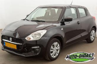 krockskadad bil auto Suzuki Swift 1.2 45.886 km Airco Comfort Smart Hybrid 2020/5
