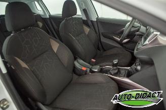 Peugeot 2008 1.2 Airco Navi 96.849 km picture 16