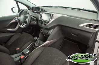 Peugeot 2008 1.2 Airco Navi 96.849 km picture 18
