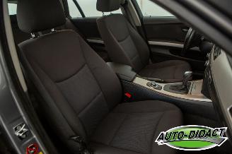 BMW 3-serie 318i Automaat Clima Navi Business Line picture 18