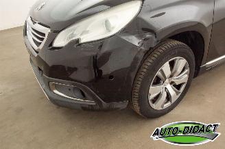 Peugeot 2008 1.2 Allure Clima picture 27