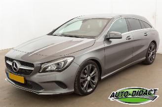 krockskadad bil auto Mercedes Cla-klasse Shooting Brake 200d Automaat Clima Navi Camera Lease Edition Plus 2017/2