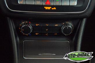 Mercedes Cla-klasse Shooting Brake 200d Automaat Clima Navi Camera Lease Edition Plus picture 10