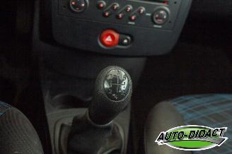 Renault Clio 1.2-16V Airco Expression picture 9