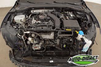 Volkswagen Golf 1.5 eTSI Automaat R-Line Business picture 21