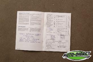 Volkswagen Golf 1.6 TDI Automaat Clima Navi picture 16