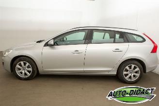 Volvo V-60 1.6 D2 Kinetic Clima Navi picture 40