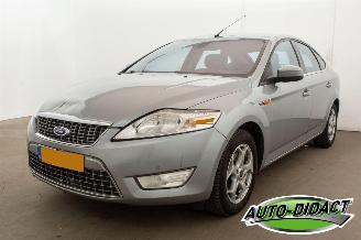 Coche accidentado Ford Mondeo 2.0-16V Limited Clima Navi 2010/9