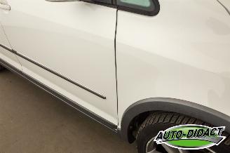 Volkswagen Golf Cross 1.2 TSI Clima picture 25