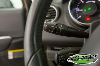 Peugeot 3008 1.6 Allure Clima Navi picture 13