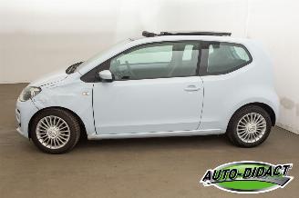 Volkswagen Up! 1.0 high up! Airco Pano BlueMotion picture 34