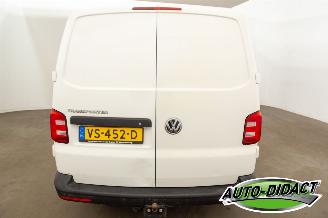 Volkswagen Transporter 2.0 TDI L2H1 Koelwagen Airco Navi picture 36