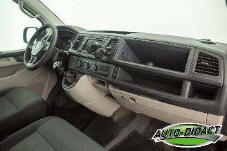 Volkswagen Transporter 2.0 TDI L2H1 Koelwagen Airco Navi picture 15