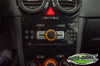 Opel Corsa 1.2-16V 111 Edition Airco 115.547 km NAP picture 8