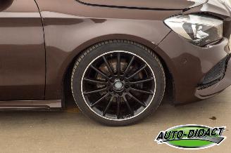 Mercedes Cla-klasse 180 Automaat Clima Navi Camera picture 34