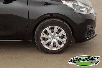 Peugeot 208 1.2 Automaat Airco Navi PureTech Active picture 27