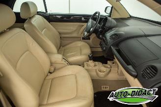 Volkswagen New-beetle 2.0 Cabriolet Highline Airco picture 16