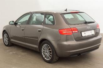 Audi A3 1.6 TDI Navi Clima Leder picture 3