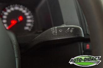 Volkswagen Transporter 2.0 TDI 154.396 km Airco picture 14