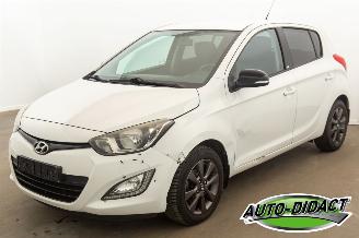 Voiture accidenté Hyundai I-20 1.3 Airco 2015/4