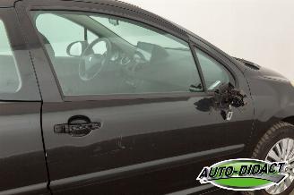 Peugeot 207 1.4 VTi X-line Airco picture 26