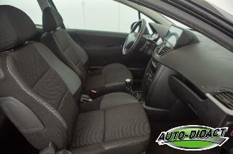 Peugeot 207 1.4 VTi X-line Airco picture 17
