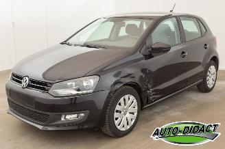 krockskadad bil auto Volkswagen Polo 1.4 Clima Navi 2013/10