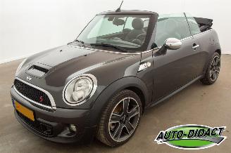 krockskadad bil auto Mini Cabrio 1.6 Cooper S Clima Leder 86.395 km Chili 2014/4