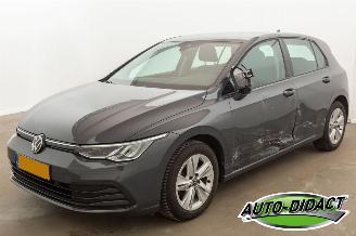 Vaurioauto  passenger cars Volkswagen Golf 1.0 TSI 106.293 km Digi Dash Clima Navi Life Business 2022/9