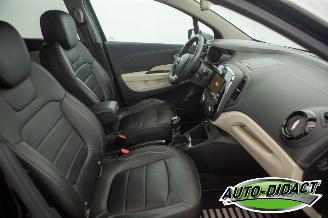 Renault Captur 1.2 TCe INITIALE PANO Leder Camera Clima Navi picture 21