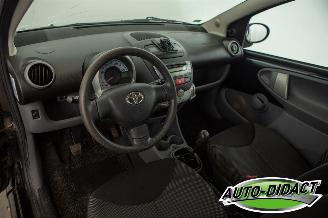 Toyota Aygo 1.0 12V Comfort Navigator picture 17