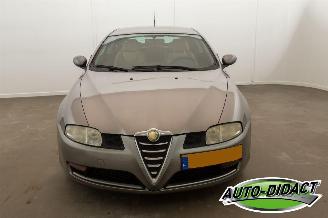 Alfa Romeo GT 1.9 JTD Imola picture 16