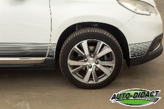 Peugeot 2008 1.6 BlueHDi Clima Navi Blue Lease Executive picture 31