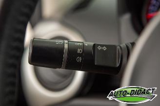 Mazda 2 1.3 Airco picture 15