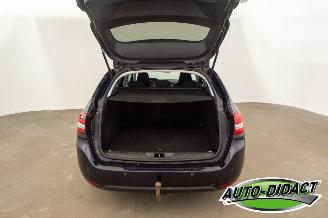 Peugeot 308 1.6 BlueHDi Clima Navi Camera Feline picture 40