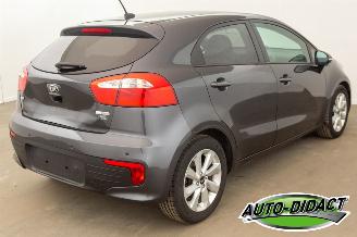 Kia Rio 1.2 51.876 km Clima Navi Camera picture 4
