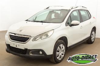 skadebil auto Peugeot 2008 1.2 Airco Active 2014/1