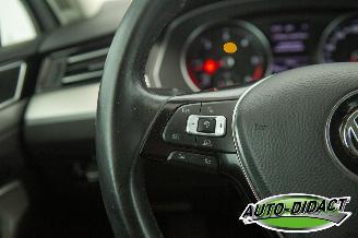 Volkswagen Passat 1.6 TDI Automaat Clima Navi Comfortline Business picture 15