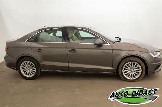 Audi A3 1.6 TDI Clima Navi Leder Ambiente picture 42