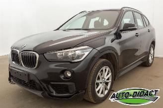 krockskadad bil auto BMW X1 1.5 85KW Navi Clima 2019/1