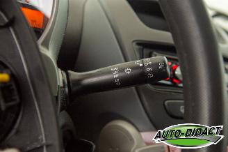 Peugeot 107 1.0-12V XR picture 13