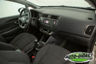 Kia Rio 1.2 CVVT Clima Super Pack picture 17