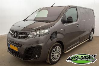 skadebil bedrijf Opel Vivaro-e 87.280 KM 75 kWh L2H1 Innovation 2022/10