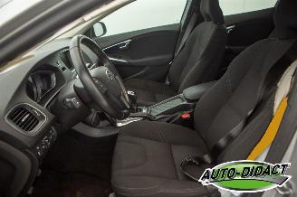 Volvo V-40 2.0 D2 Navi Clima picture 24