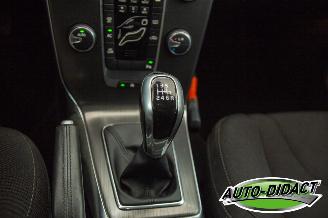 Volvo V-40 2.0 D2 Navi Clima picture 10