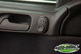 Opel Astra 1.6-16V Club picture 11