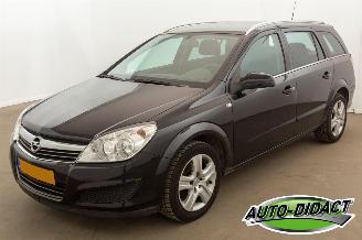 krockskadad bil auto Opel Astra 1.6 Automaat Airco 2009/4