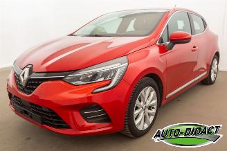 skadebil auto Renault Clio 1.0 TCe 57.384 km Clima Intens 2020/3